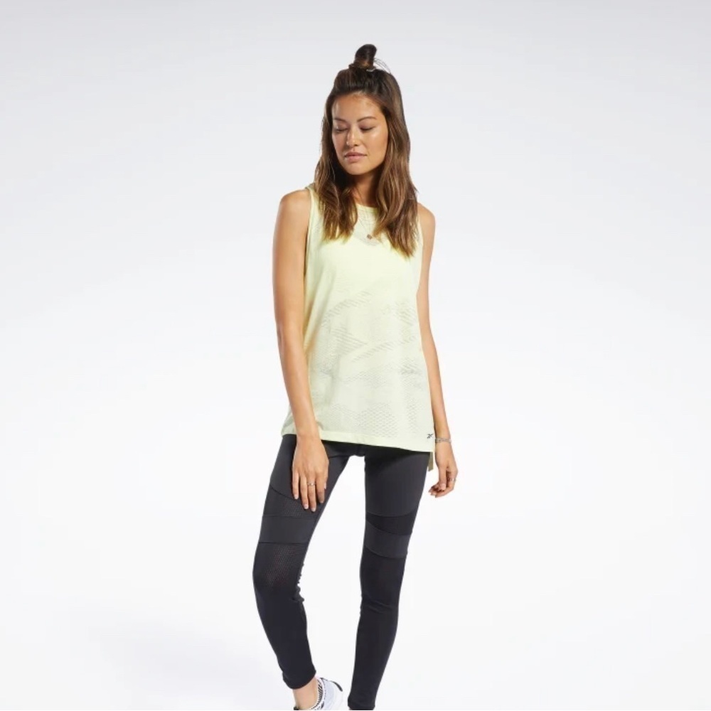 Reebok ts burnout tank asymmetric yellow size medium speedwick muscle tank